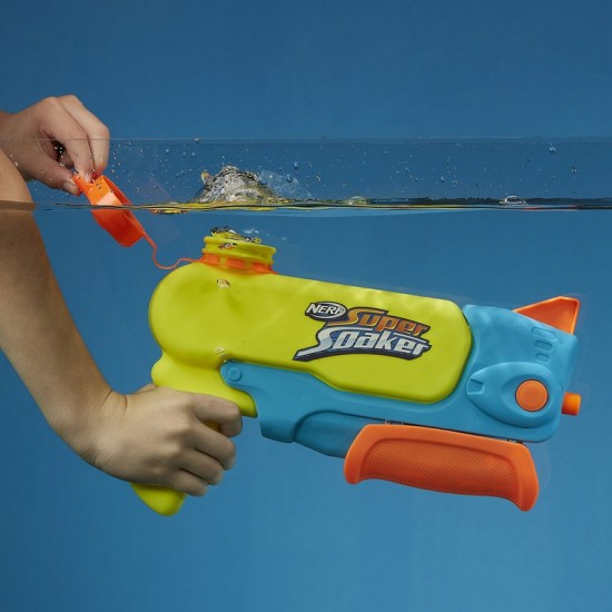 NERF Super Soaker Wave Spray Water Blaster