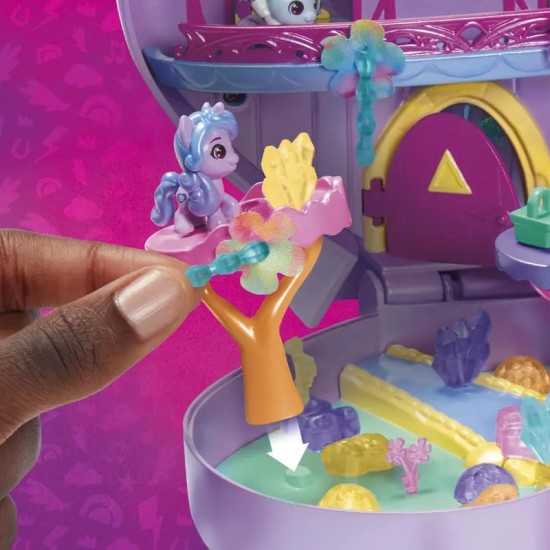 My Little Pony Mini World Magic Compact Creation Bridlewood Forest Toy - Portable Playset and Izzy Moonbow, Kids Age 5+