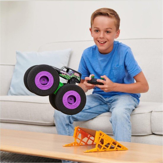 Monster Jam Ramp Champ Grave Digger