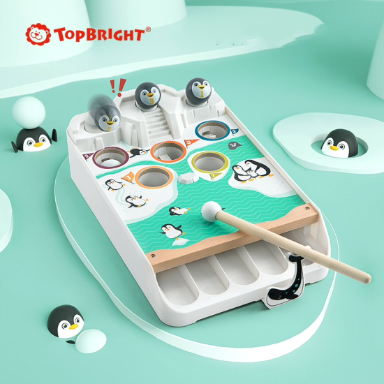 Top Bright Penguin Snowball Desktop Game